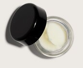 CHOOSE A FREE DELUXE MINI AT CHECKOUT with any order